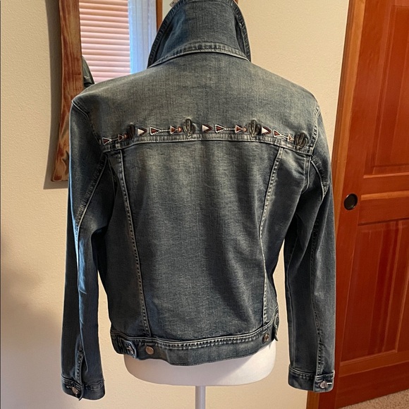 Grace embroidered detail Blue Denim Jacket - Picture 3 of 5